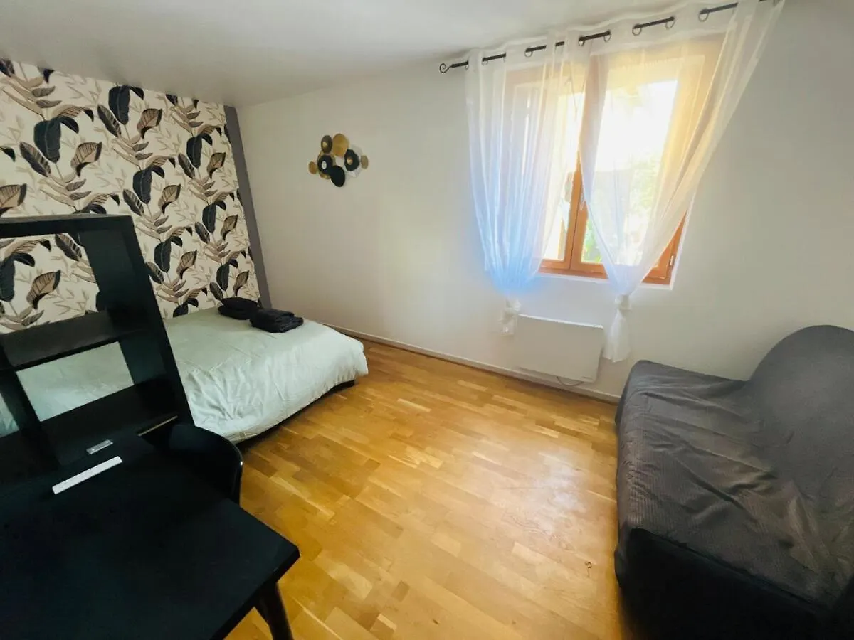 Holiday home Le Gite Du Pont Des Lones Valence